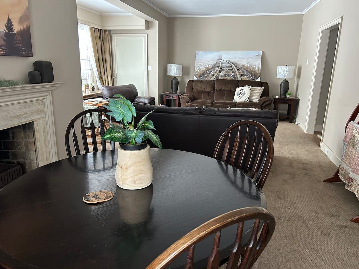Dining room, The Windmill House
